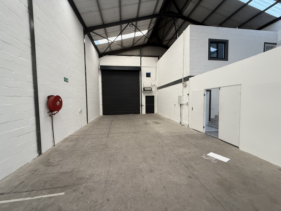 To Let commercial Property for Rent in Rivergate Western Cape